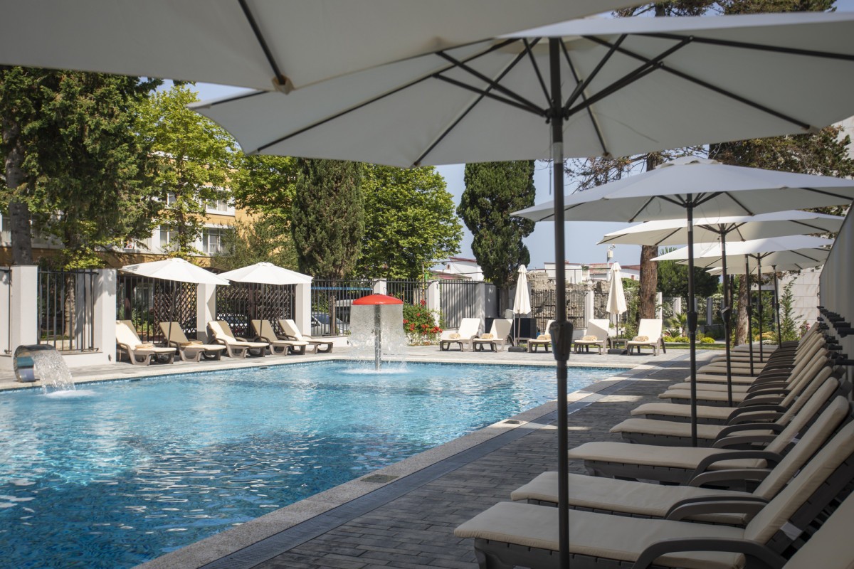 COSMOS ADLER HOTEL (КОСМОС АДЛЕР ОТЕЛЬ)