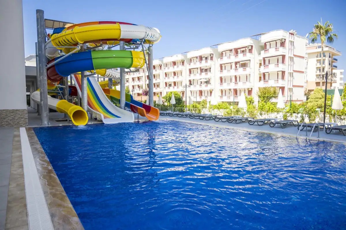 GRAND KOLIBRI PRESTIGE & SPA
