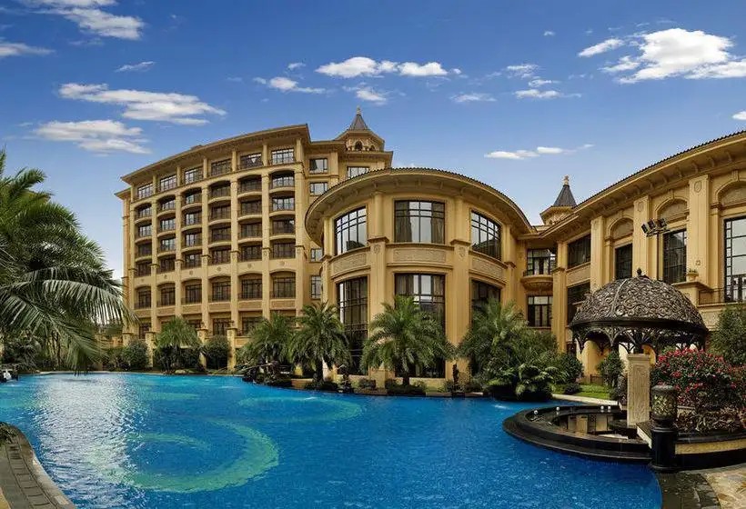 CHATEAU STAR RIVER
