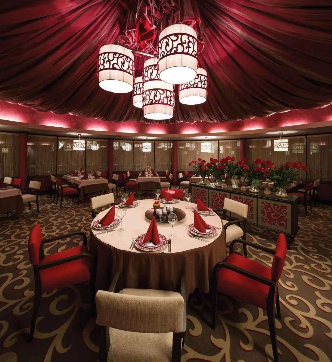 PALOMA SENCIA (EX. CORNELIA DE LUXE)