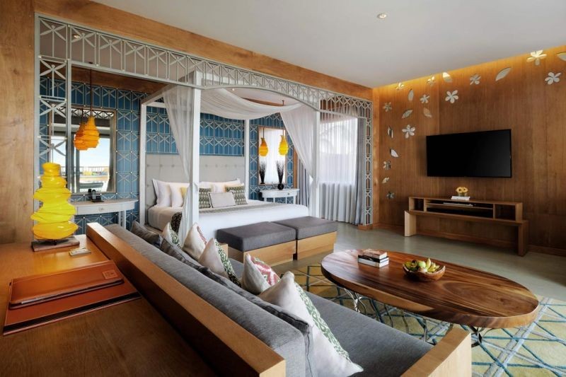 oceanfront rooftop suite