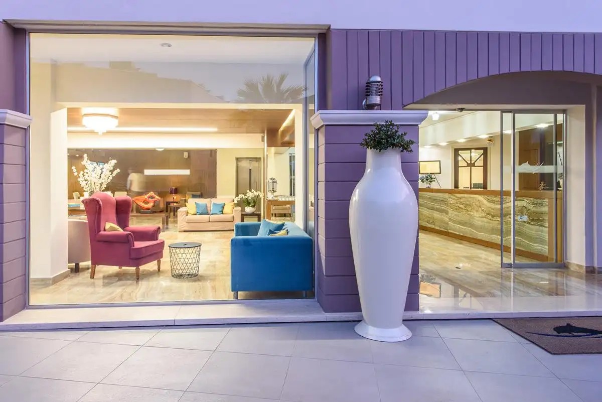 KATRIN HOTEL & BUNGALOW