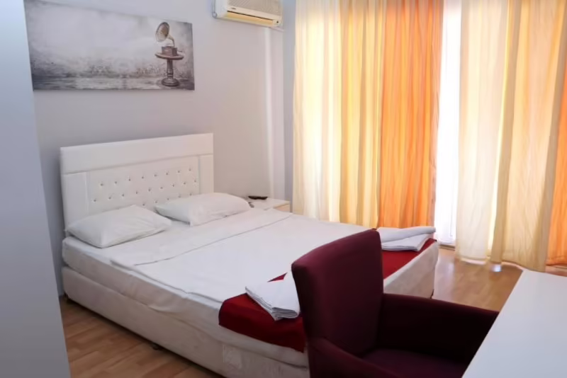 MELODY HOTEL