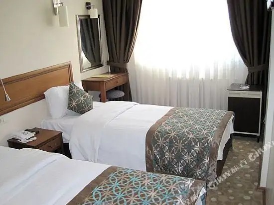 AVLONYA HOTEL