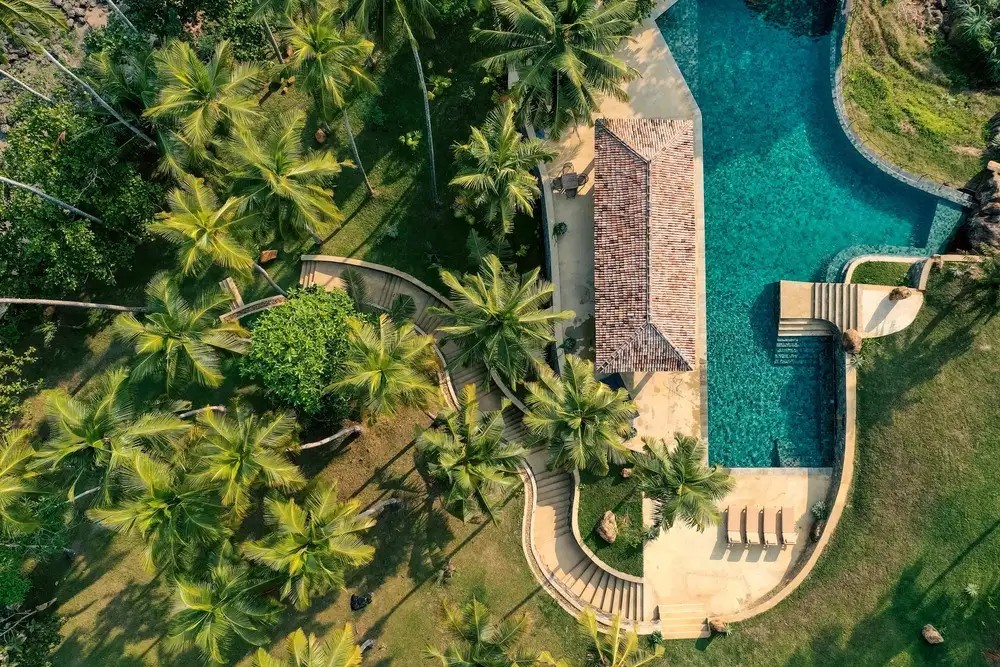 LUXURY VILLA 7