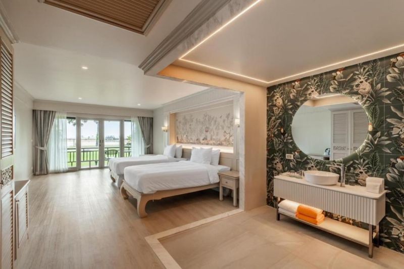 grand sea view