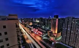 QINGSHUIWAN LETANGHUI HOT SPRING HOLIDAY