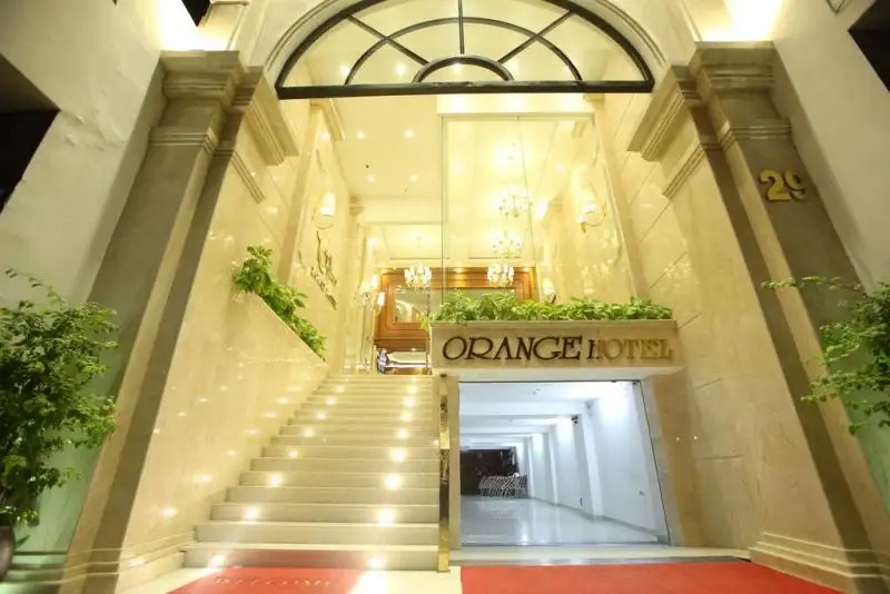 ORANGE HOTEL