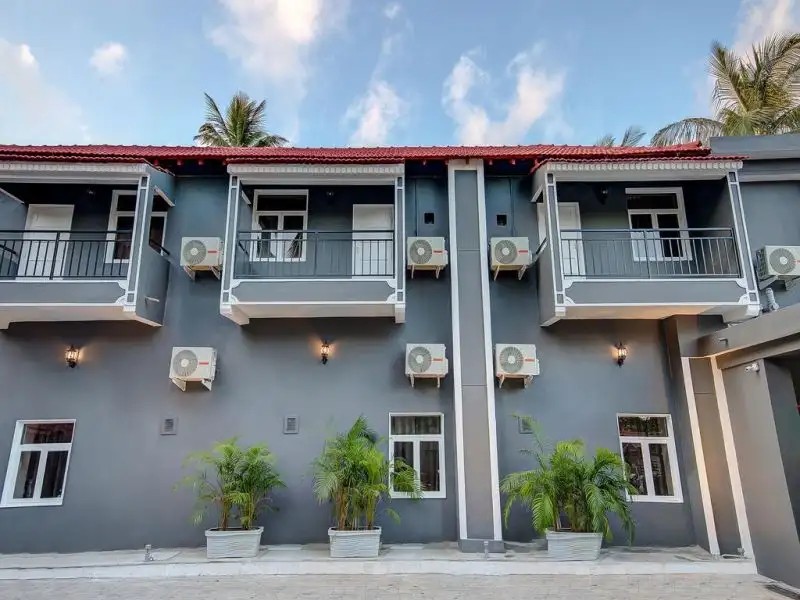 OYO TOWNHOUSE PLAZA INN (EX. PLAZA INN)
