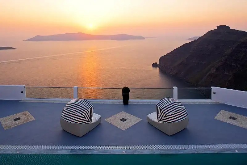 BELVEDERE SANTORINI