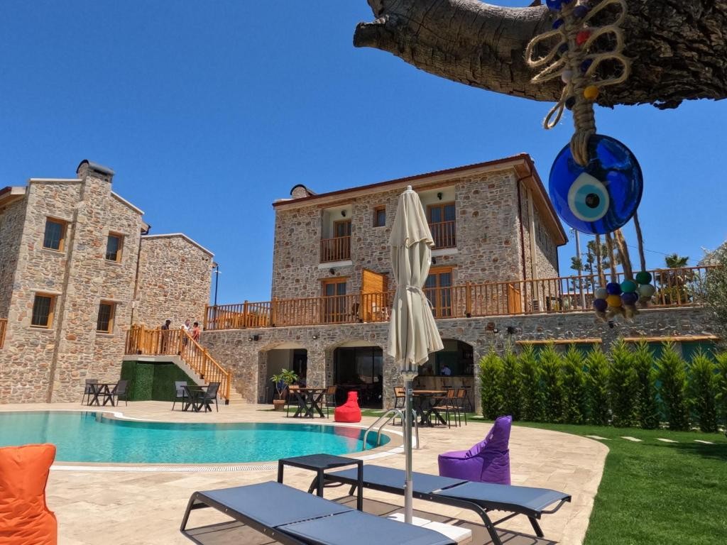 ZEYT INN