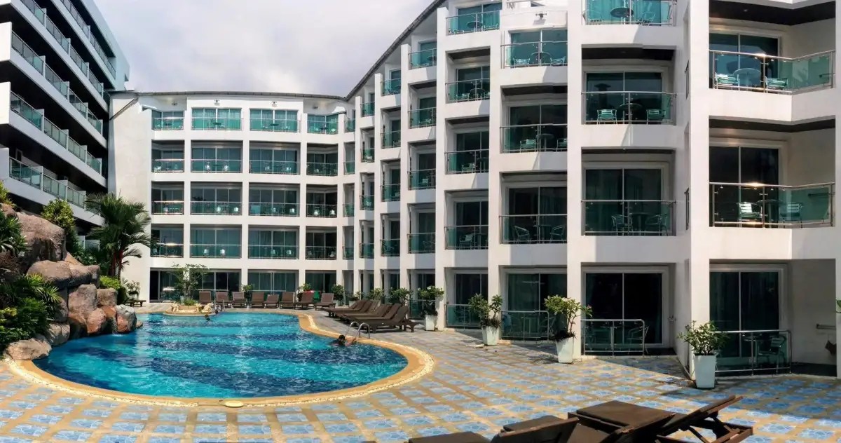 DRAGON BEACH RESORT