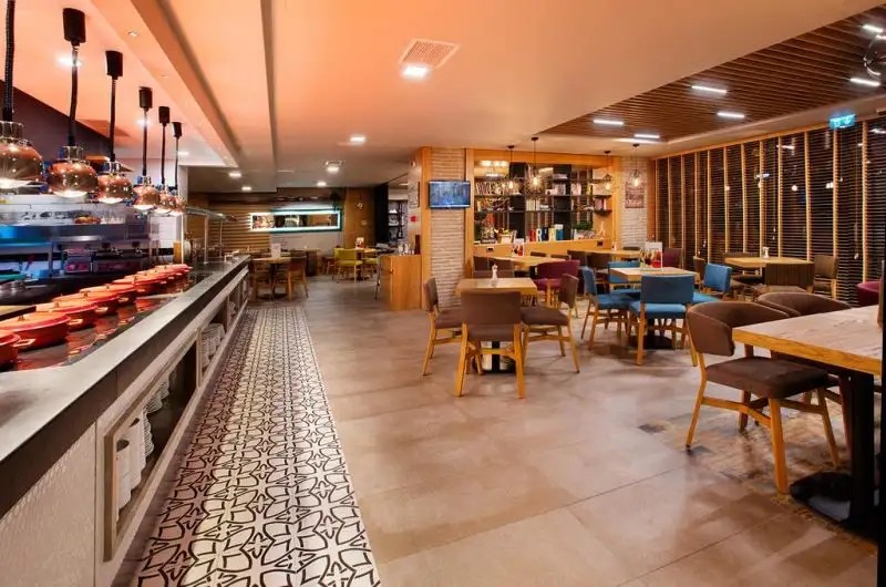 HOLIDAY INN ISTANBUL KADIKOY