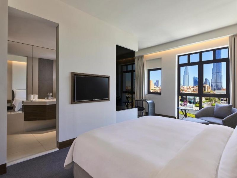 deluxe guest room burj view