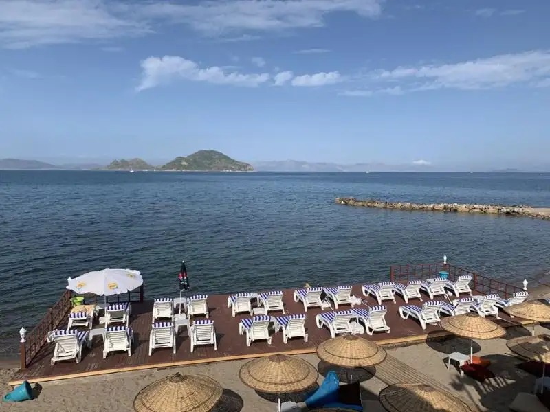 MAIRA BEACH HOTEL