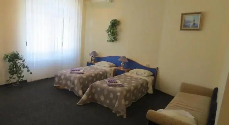 ЮЖНАЯ НОЧЬ АЛУШТА