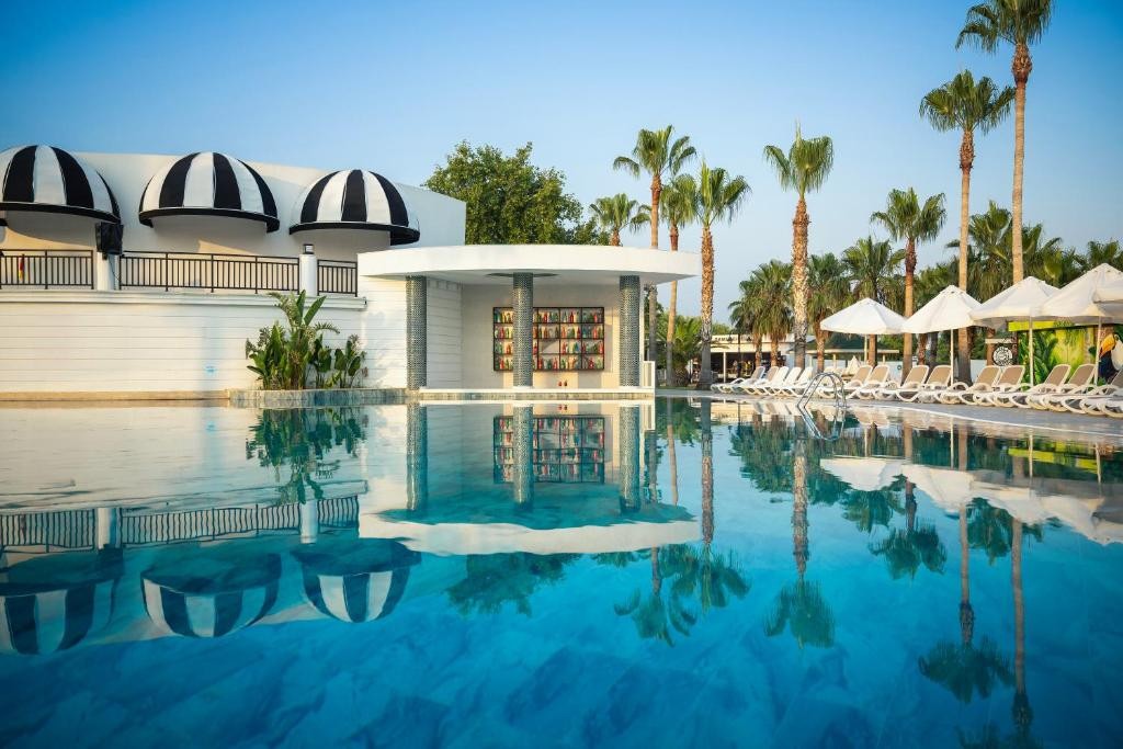 OZ HOTELS INCEKUM BEACH HOTEL