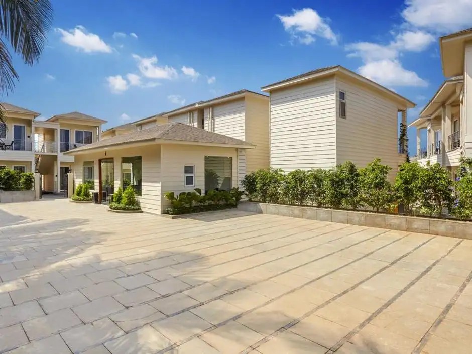 THE ACACIA MORJIM OCEANFRONT