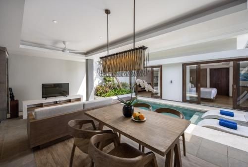 2 bedroom deluxe pool villa