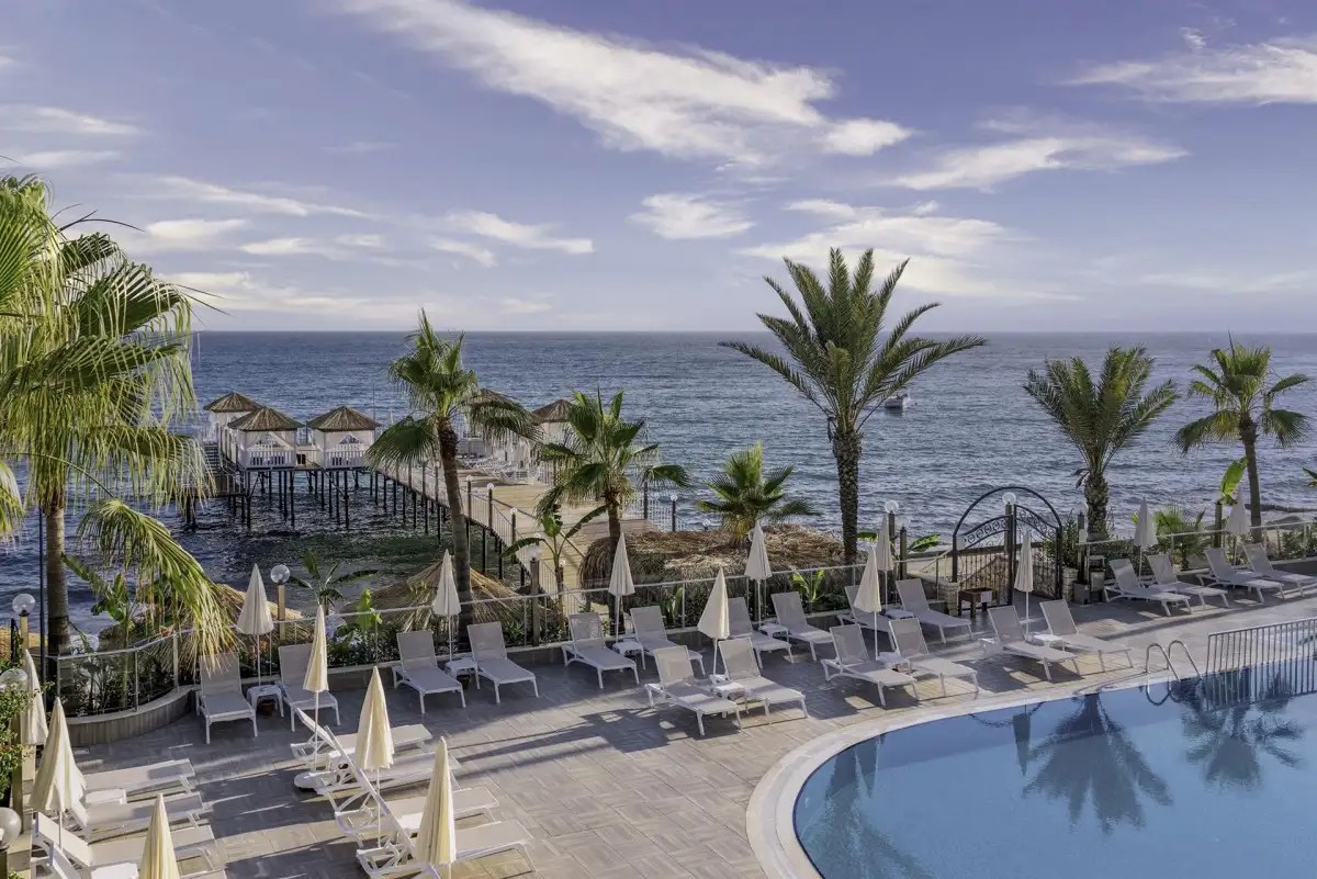 ARIA RESORT & SPA (EX. MIRADOR HOTEL)