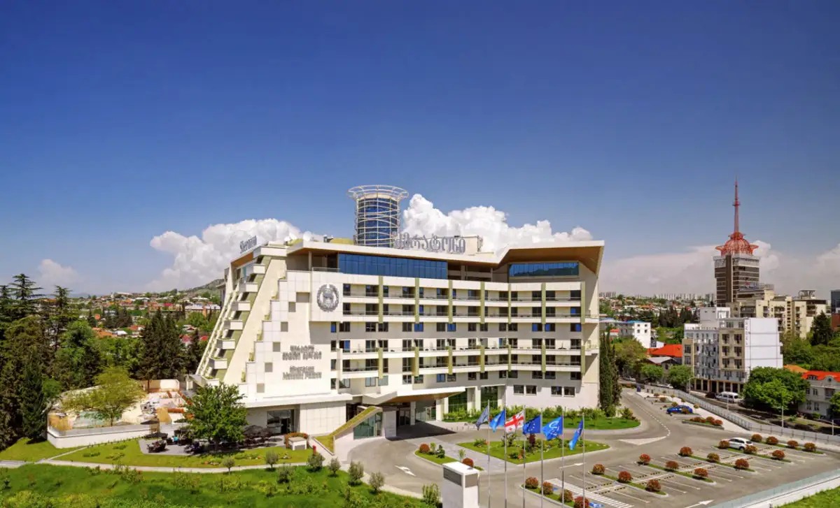 SHERATON GRAND TBILISI METECHI PALACE