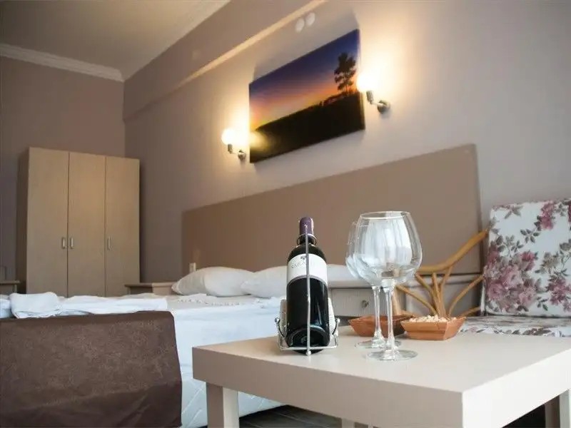 KLAS MORE ANEXE HOTEL