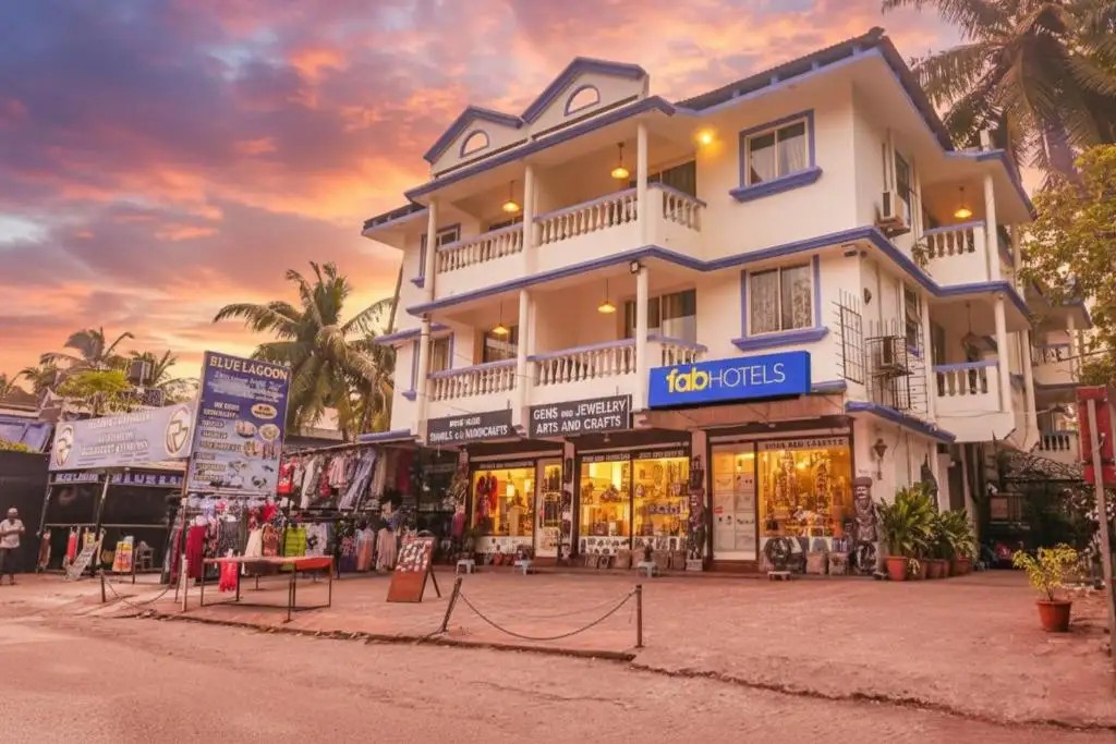 FABHOTEL GRAND ROYAL PALMS