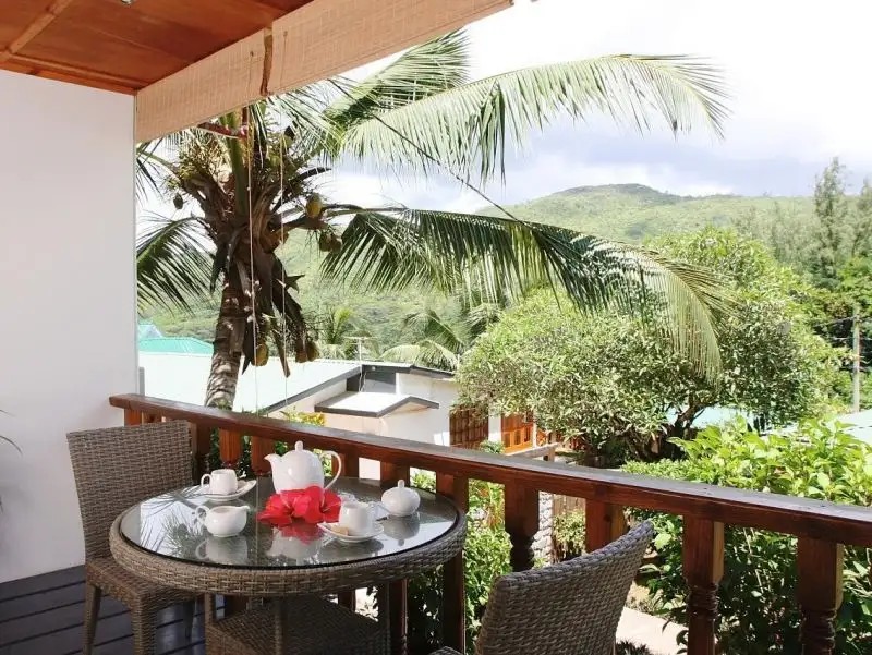 SOUTH POINT CHALETS