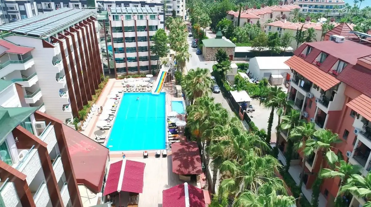 CLUB MONTE CARLO (EX. CLUB TESS)