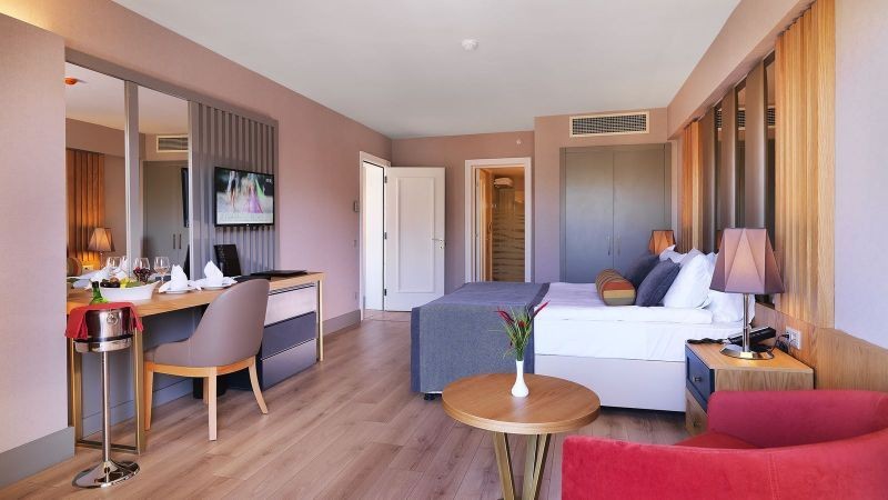 deluxe suite