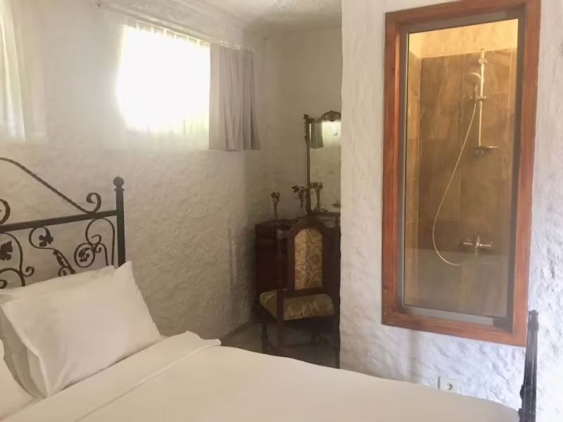 MAHZEN ALACATI  ADULTS ONLY