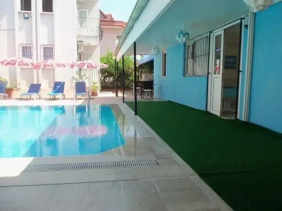 CAM HOTEL