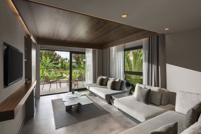 family suite land view terrace