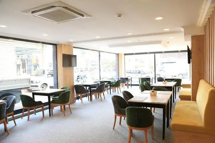 BURCMAN HOTEL VISNE