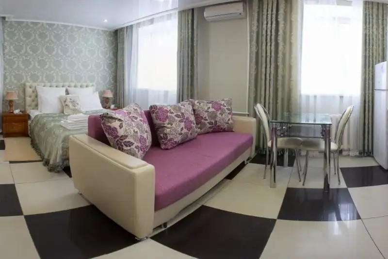 EXPRESS HOTEL