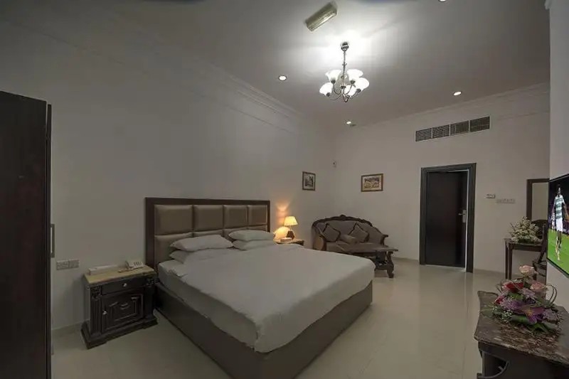ROYAL RESIDENCE RESORT KING FAISAL ROAD