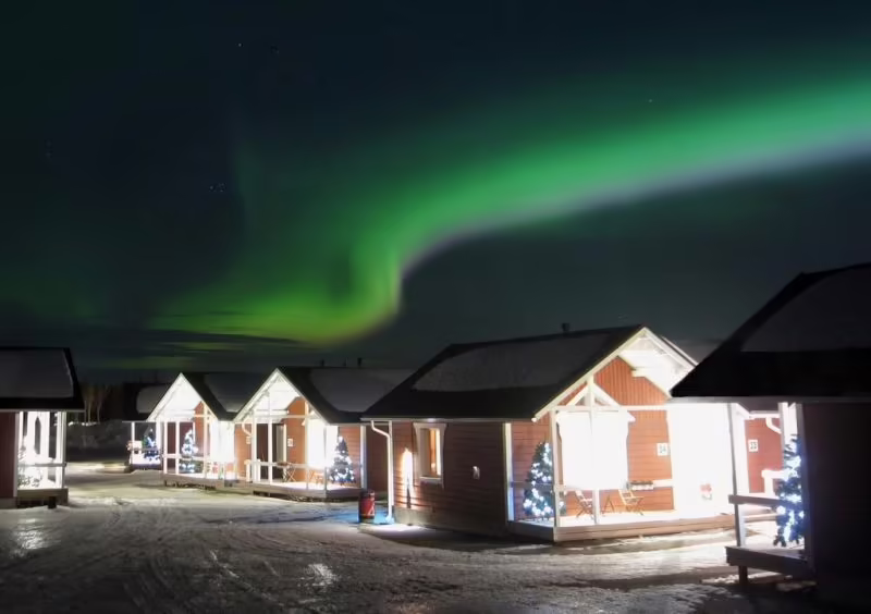 SANTA CLAUS HOLIDAY VILLAGE APT