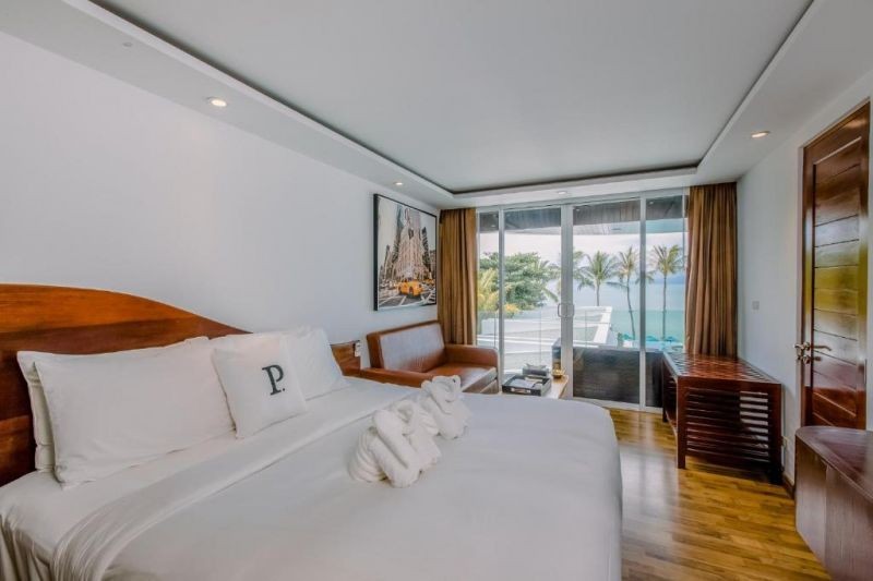 deluxe sea view