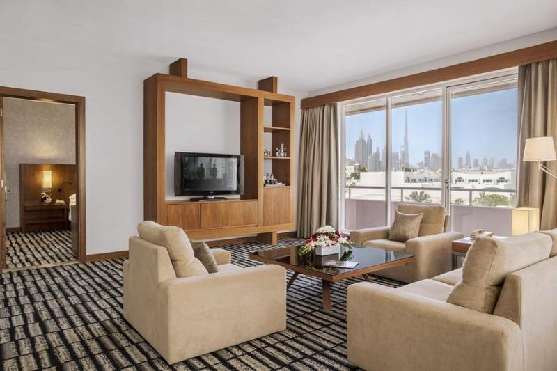1 bedroom suite with balcony