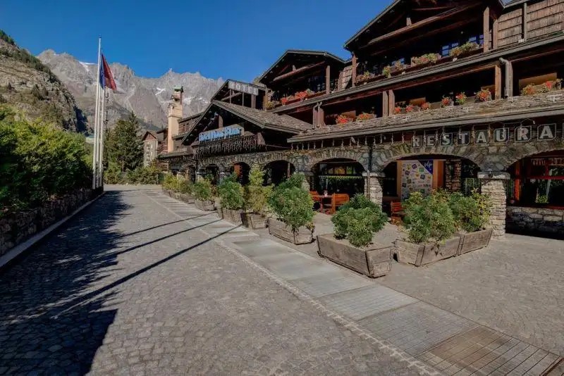 IH HOTELS MONT BLANC COURMAYEUR (EX. CLUB MONT BLANC COURMAYEUR)