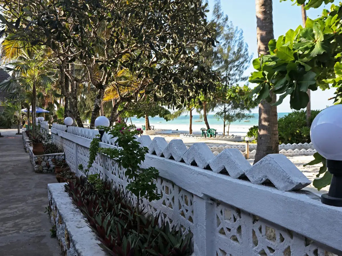 MERMAIDS COVE BEACH RESORT & SPA