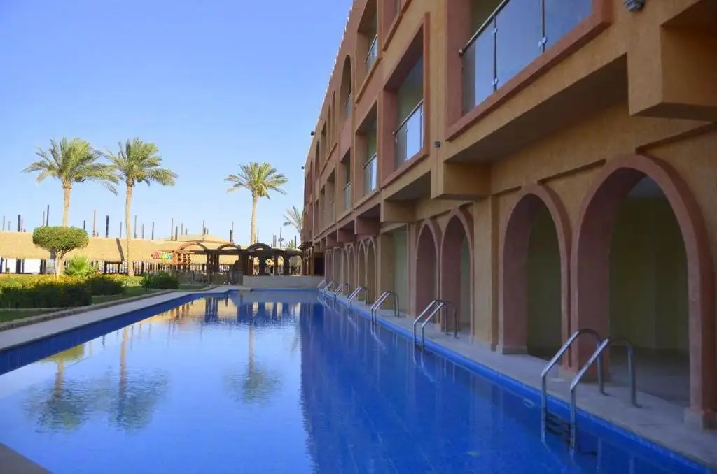 EDGE ROTANA SEA BEACH AQUA PARK (EX. SEA BEACH AQUA PARK RESORT)