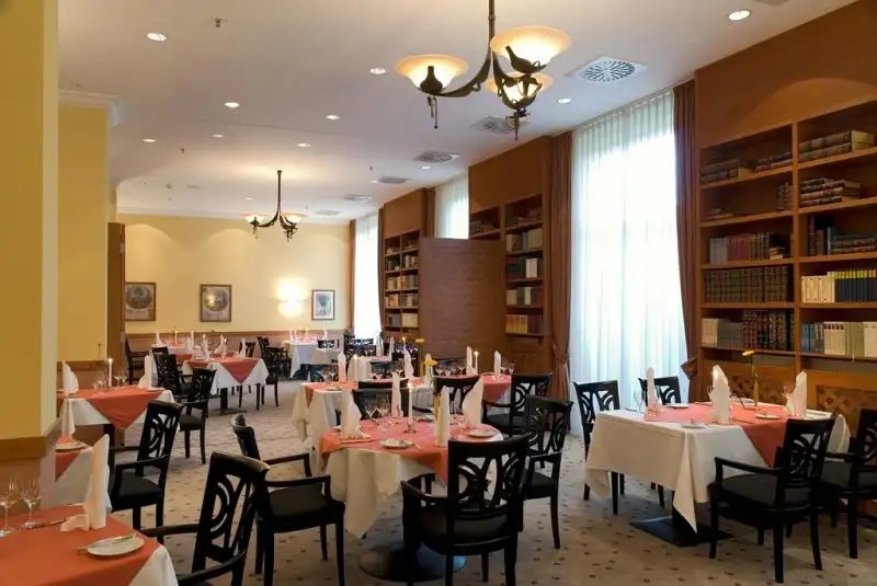 QUALITY HOTEL PLAZA DRESDEN