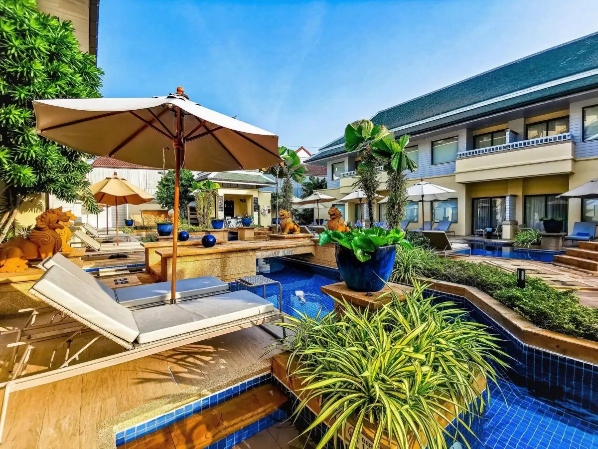 HOLIDAY INN RESORT PHUKET