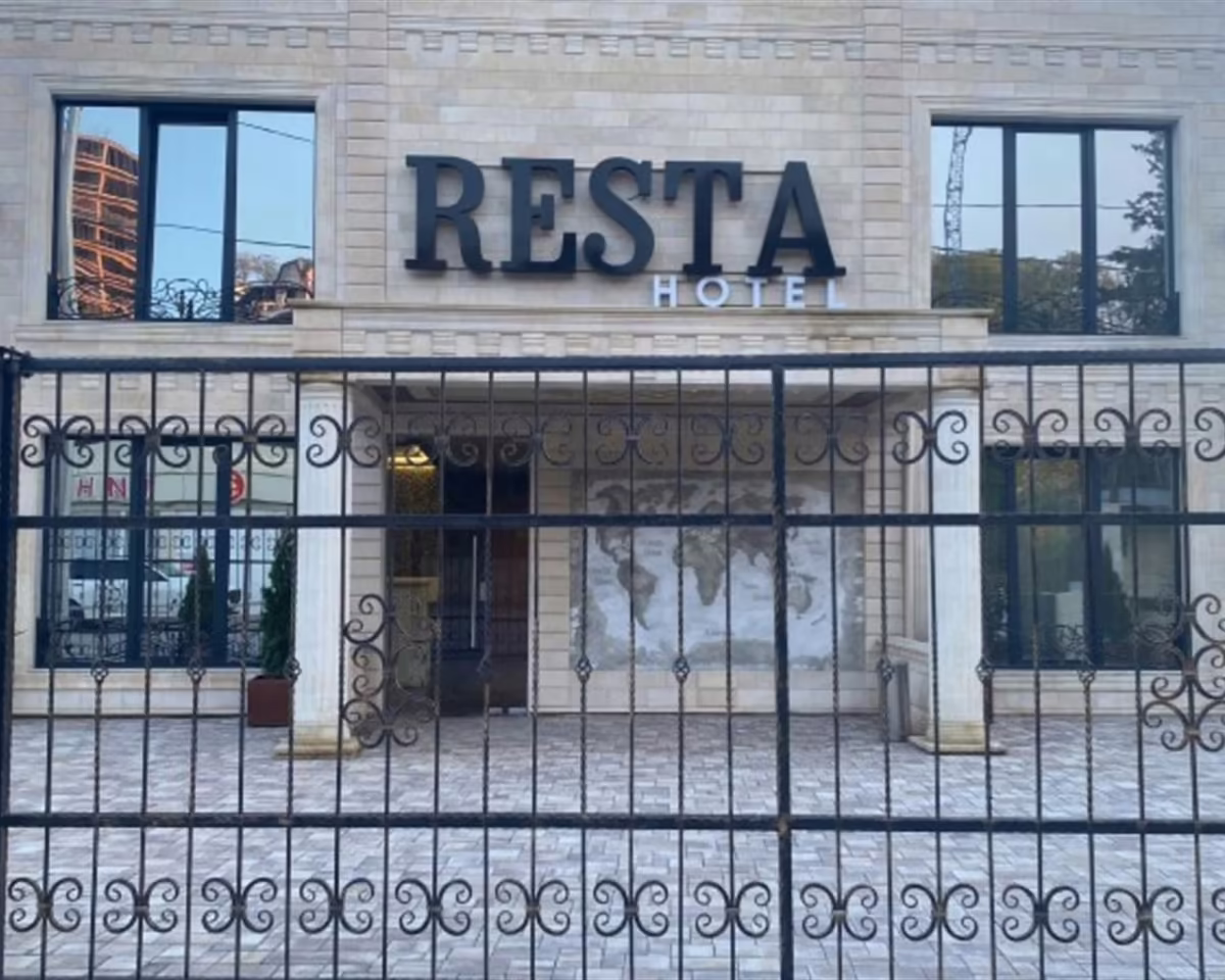 RESTA HOTEL