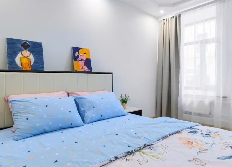 SUTKI RENT У ИСААКИЕВСКОГО СОБОРА
