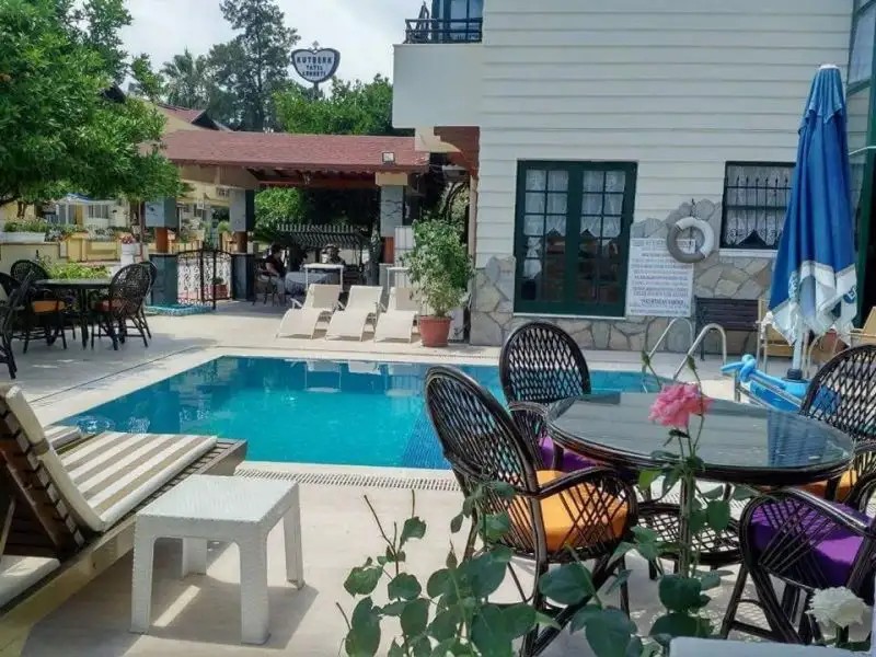 KUTBERG BOUTIQUE HOTEL