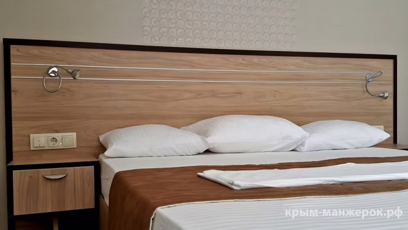 КРЫМ-МАНЖЕРОК