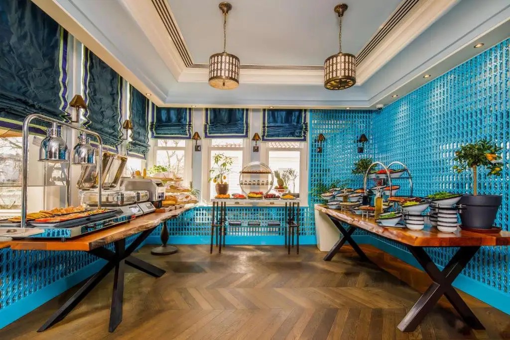 HAGIA SOFIA MANSIONS ISTANBUL CURIO COLLECTION BY HILTON