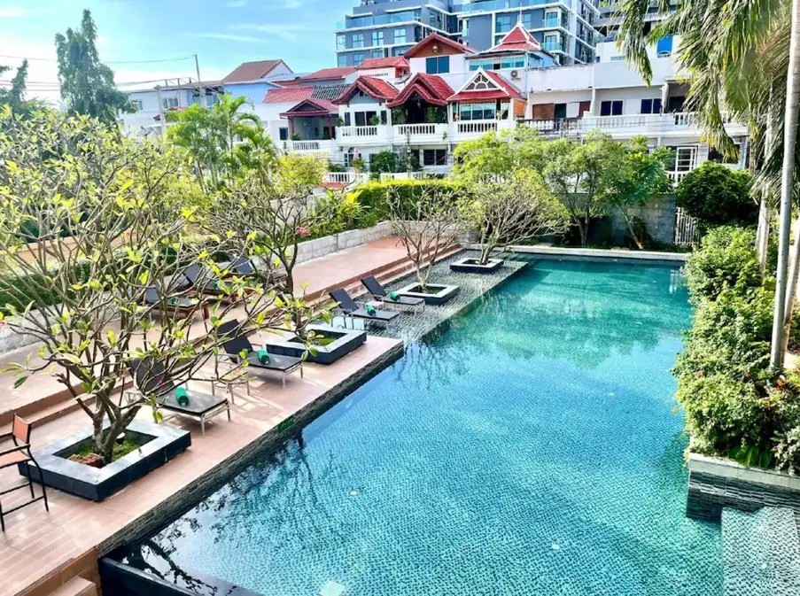 BHANWAR SINGH PALACE PATTAYA